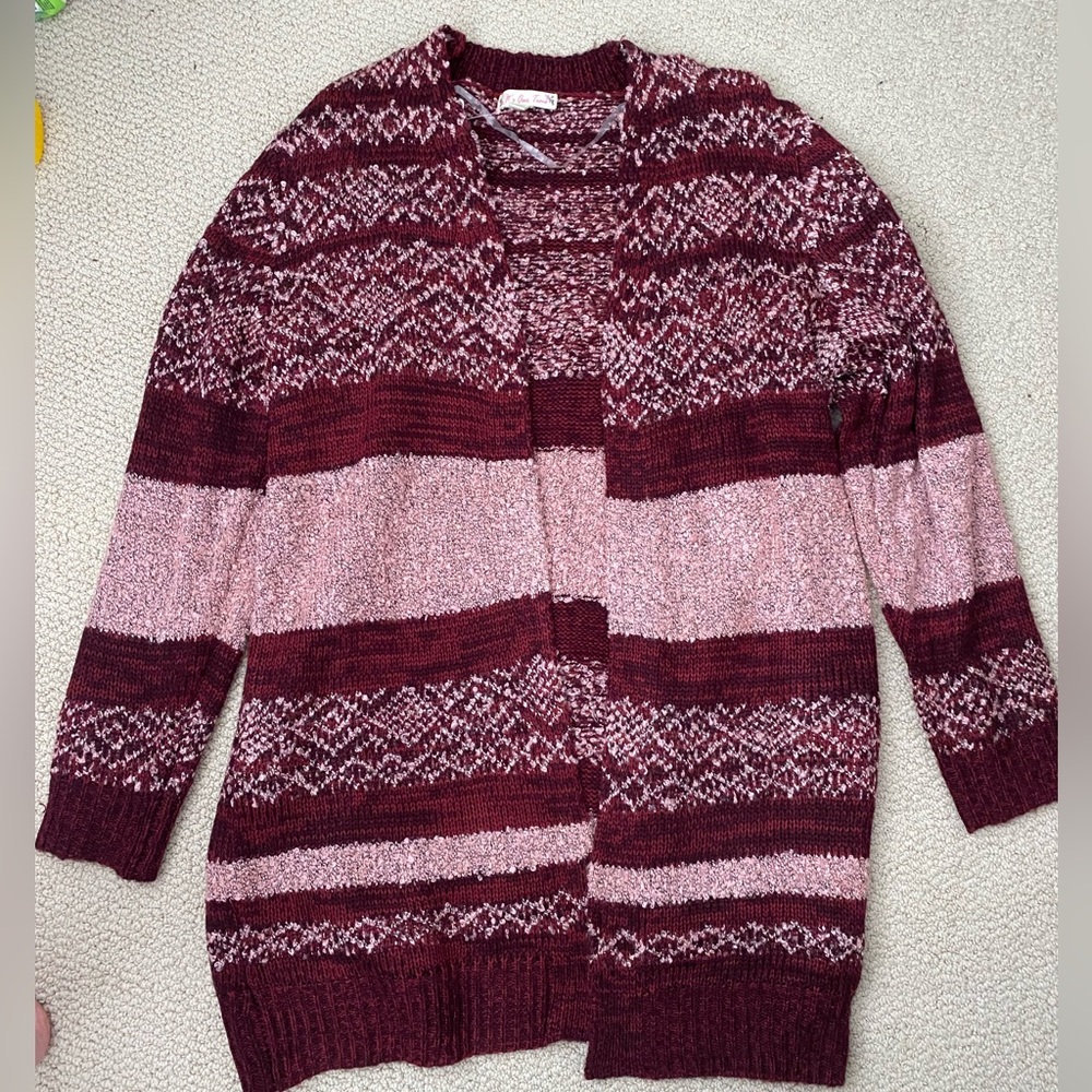 Cardigan: Brand: It’s our time Color: Red/Pink/Maroon Size: Large